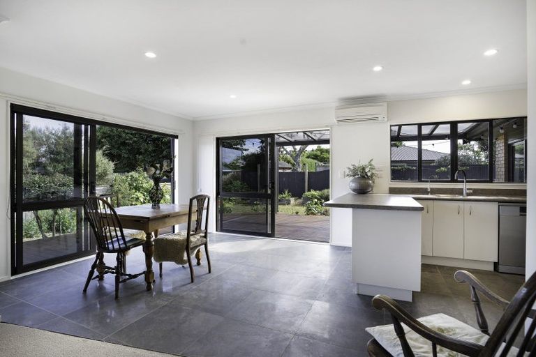 Photo of property in 10 Rexwood Estate, Carterton, 5713