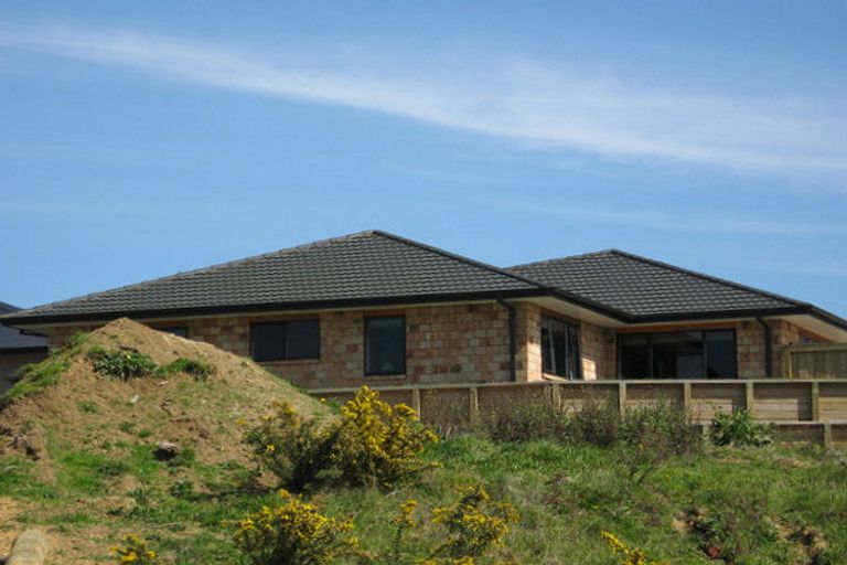 Photo of property in 75 Karamea Street, Whalers Gate, New Plymouth, 4310