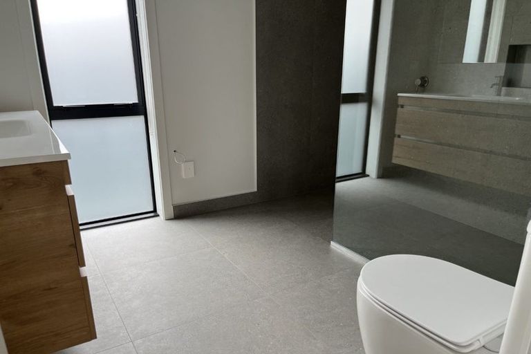 Photo of property in 1b Pengover Avenue, Leamington, Cambridge, 3432