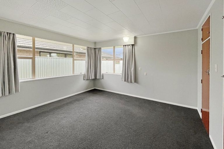 Photo of property in 5 Innes Place, Roslyn, Palmerston North, 4414