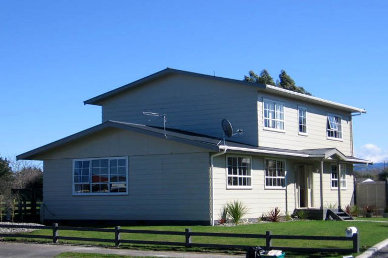 Photo of property in 10 Seddon Street, Masterton, 5810