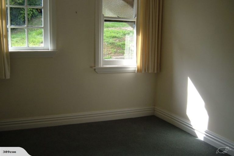 Photo of property in 2 Caprera Street, Melrose, Wellington, 6023