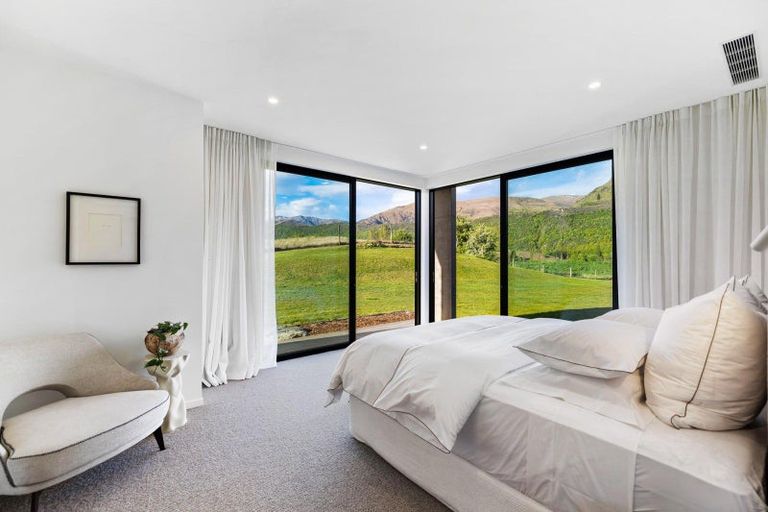 Photo of property in 214 Mcdonnell Road, Arrowtown, Queenstown, 9371