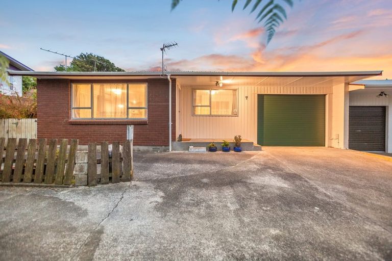 Photo of property in 1/20 Te Arataura Street, Takapuwahia, Porirua, 5022