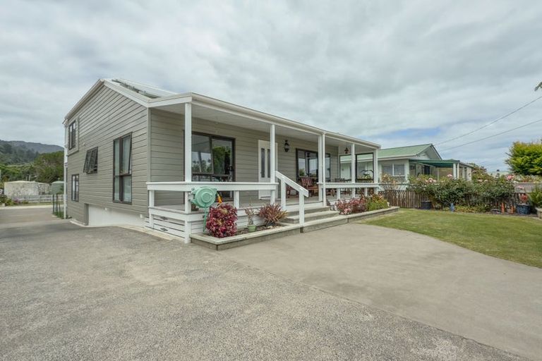 Photo of property in 7 West Crescent, Te Puru, Thames, 3575