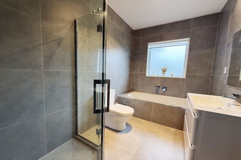 Photo of property in 33 Castlebane Drive, Flat Bush, Auckland, 2019