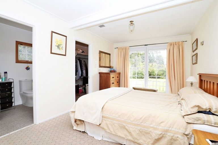 Photo of property in 150 Channel Road, Winton, 9781