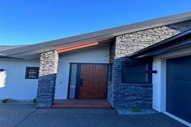 Photo of property in 41 Light Mood Road, Halswell, Christchurch, 8025