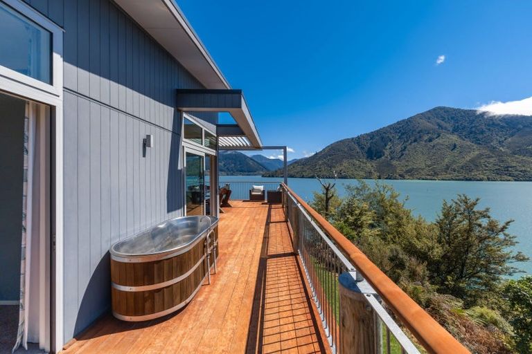 Photo of property in 362 Moetapu Bay Road, Moetapu Bay, Linkwater, 7282