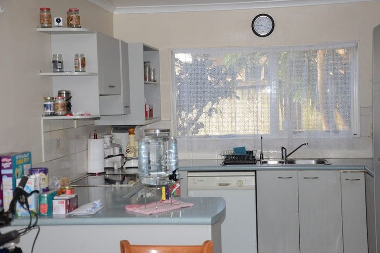 Photo of property in 127 Settlement Road, Papakura, 2110