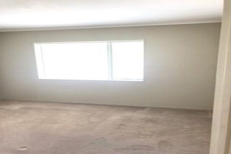 Photo of property in 72 Garelja Road, Henderson, Auckland, 0612