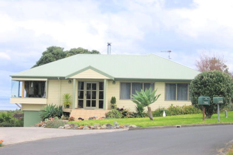 Photo of property in 455 Onemana Drive, Onemana, Whangamata, 3691