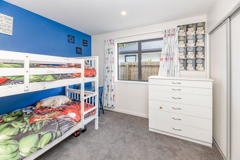 Photo of property in 4 Robert Duncan Road, Belfast, Christchurch, 8051