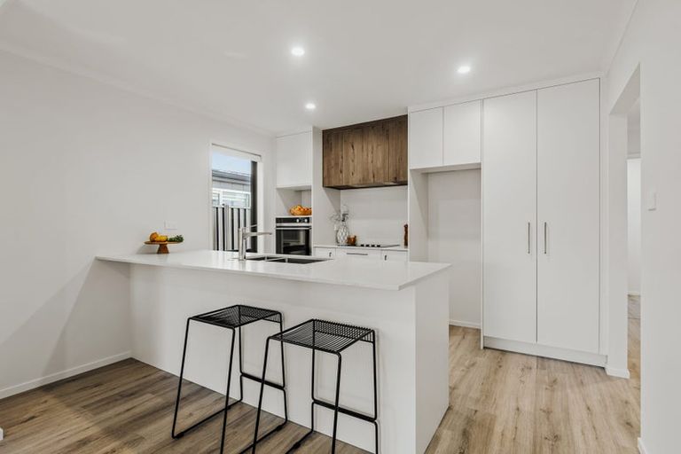 Photo of property in 19 Rehua Way, Papamoa, 3118