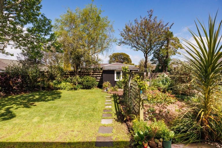 Photo of property in 206 Vogel Street, Roslyn, Palmerston North, 4414