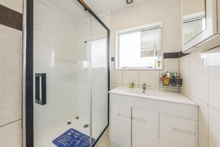 Photo of property in 36 Wyllie Road, Papatoetoe, Auckland, 2025