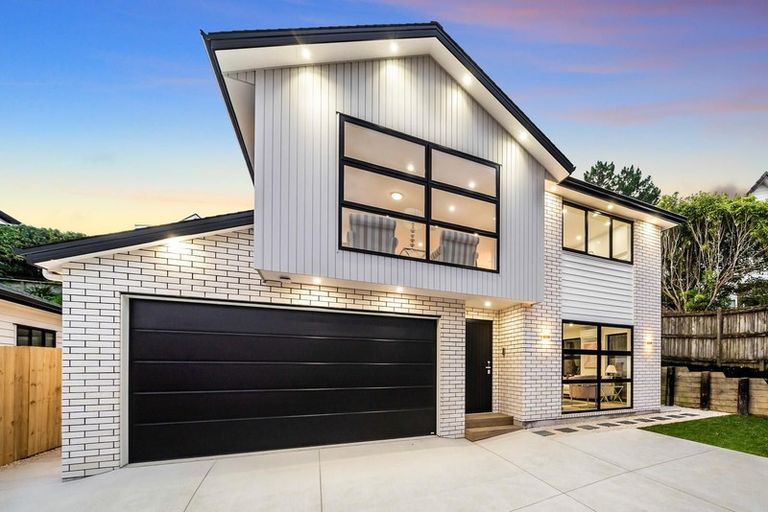 Photo of property in 11 Tawapou Close, Massey, Auckland, 0614