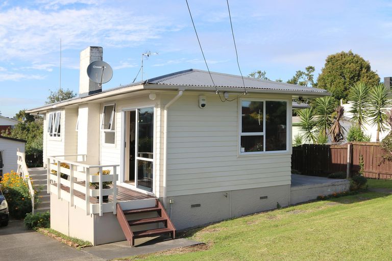 Photo of property in 130 Browns Road, Manurewa, Auckland, 2102