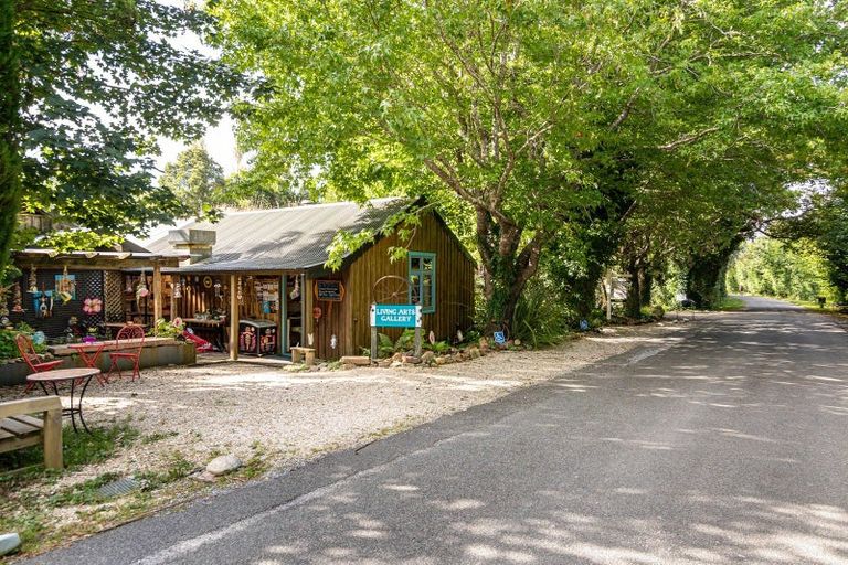 Photo of property in 85 Tukurua Road, Parapara, Takaka, 7182