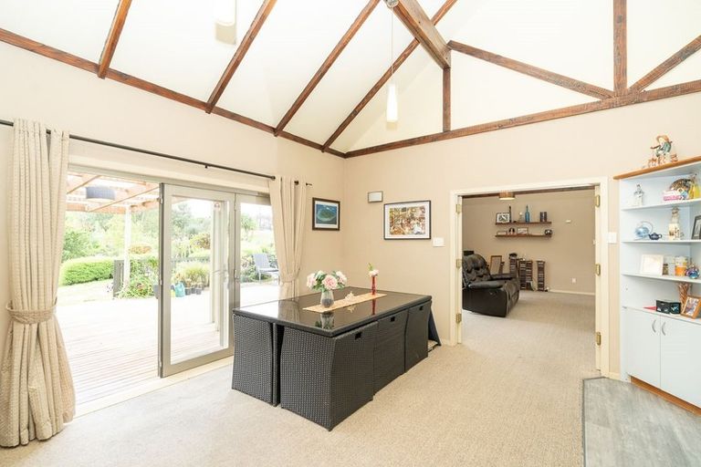 Photo of property in 105 Barrett Road, Temple View, Hamilton, 3290