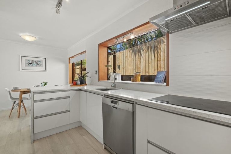 Photo of property in 12/5 Waipa Street, Birkenhead, Auckland, 0626