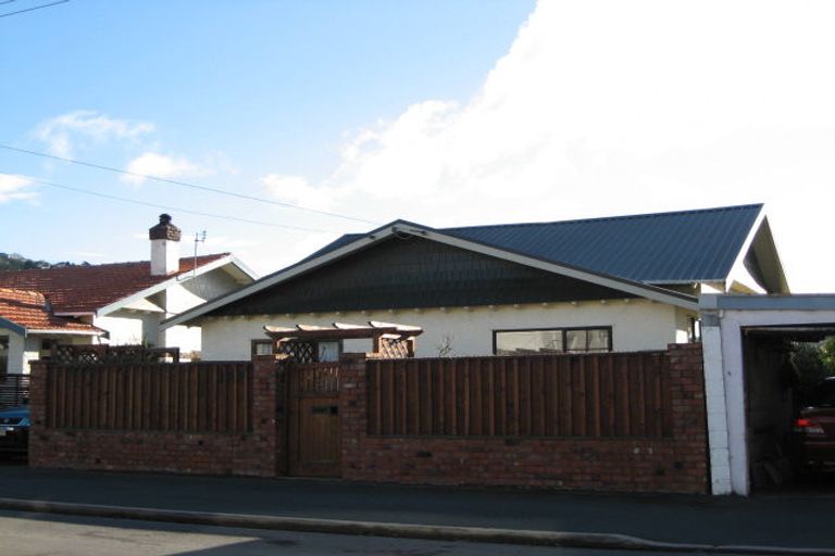 Photo of property in 182 Victoria Road, Saint Clair, Dunedin, 9012