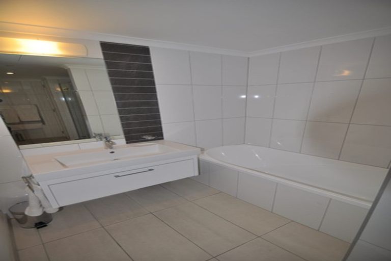 Photo of property in Bellagio Apartments, 11f/39 Taranaki Street, Te Aro, Wellington, 6011