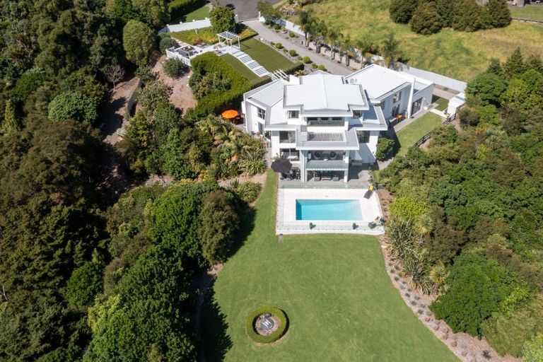 Photo of property in 824 Redoubt Road, Flat Bush, Auckland, 2019