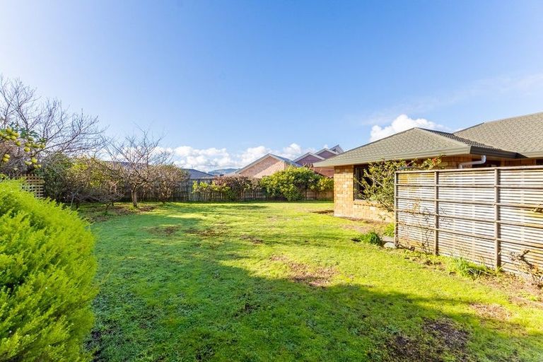 Photo of property in 33 Consort Close, Paraparaumu Beach, Paraparaumu, 5032