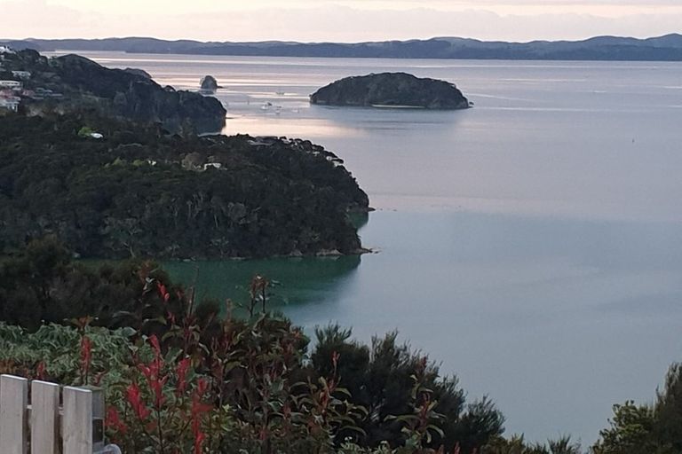 Photo of property in 1 Point Veronica Drive, Opua, 0200