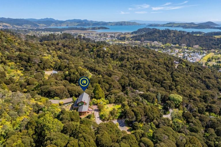 Photo of property in 860 Buffalo Road, Coromandel, 3506