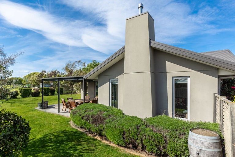 Photo of property in 25 Clearwater Place, Mayfield, Blenheim, 7201