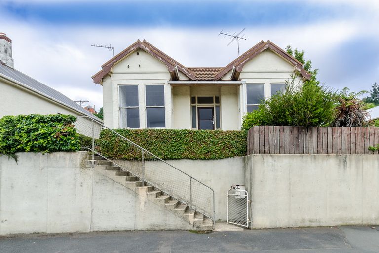 Photo of property in 79 Kaikorai Valley Road, Kaikorai, Dunedin, 9010