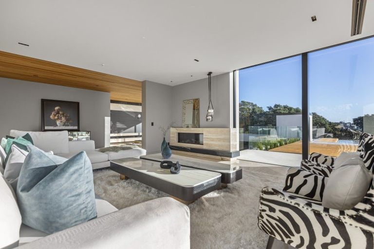 Photo of property in 92 Paritai Drive, Orakei, Auckland, 1071