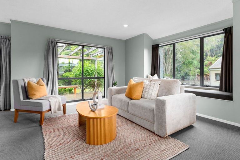 Photo of property in 23 Kingsway Crescent, Forest Lake, Hamilton, 3200