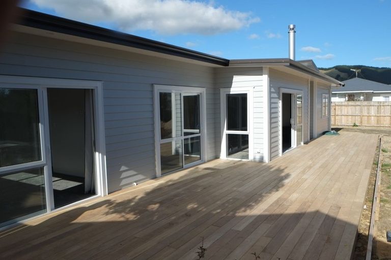 Photo of property in 7b Tawa Street, Waikanae, 5036