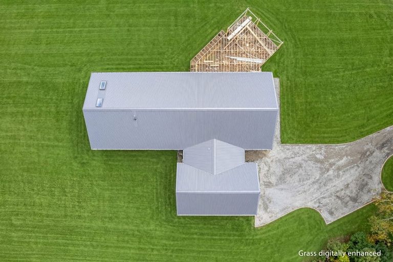 Photo of property in 405 Paekakariki Hill Road, Paekakariki Hill, Porirua, 5381