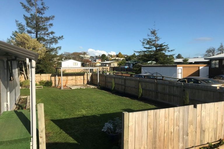 Photo of property in 4 Langdon Lane, Melville, Hamilton, 3206