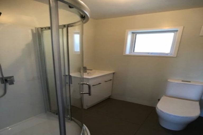 Photo of property in 213a Golf Road, Titirangi, Auckland, 0604