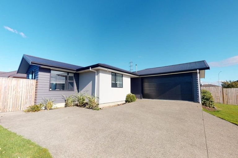 Photo of property in 8 Silicon Way, Fitzherbert, Palmerston North, 4410
