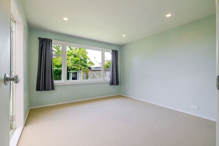 Photo of property in 5 Hereford Street, West End, Palmerston North, 4410