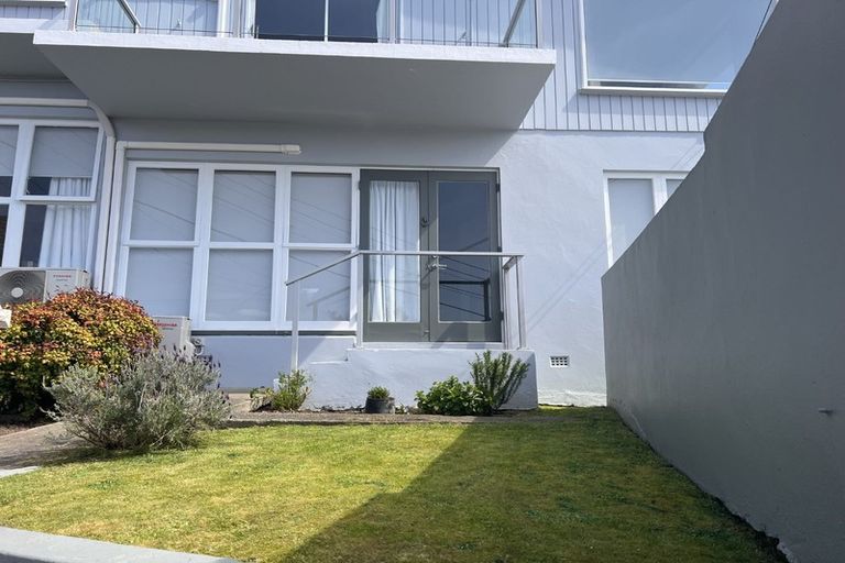 Photo of property in 76b Thompson Street, Mount Cook, Wellington, 6011