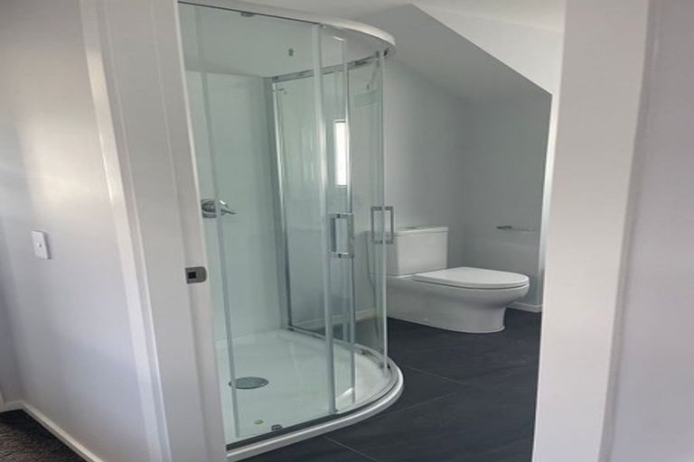 Photo of property in 128d Randwick Road, Moera, Lower Hutt, 5010