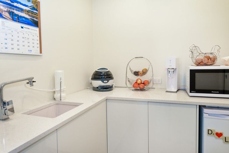 Photo of property in 23 Wheatley Road, Waiohiki, Napier, 4183