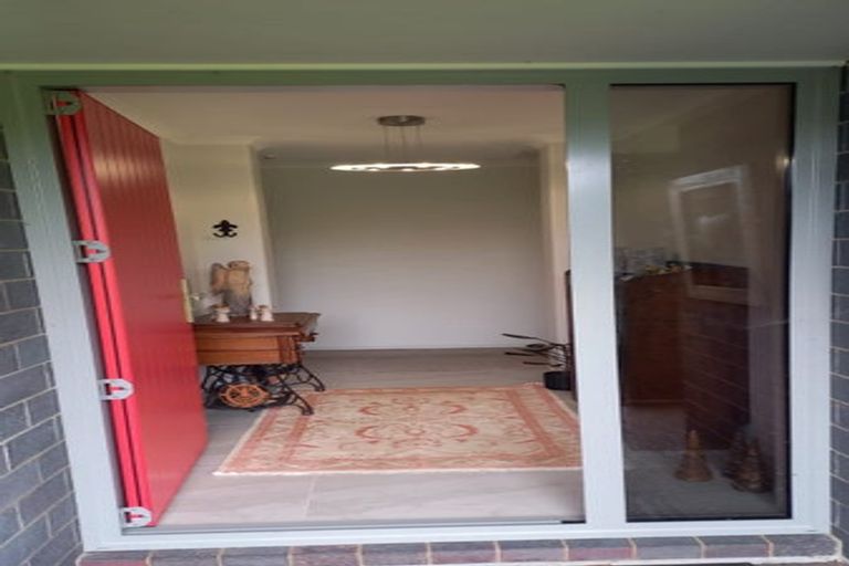 Photo of property in 16a Fernbrook Drive, Hurworth, New Plymouth, 4310