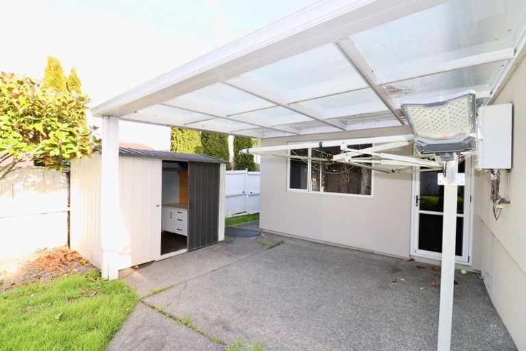 Photo of property in 9 Chard Place, Flat Bush, Auckland, 2016
