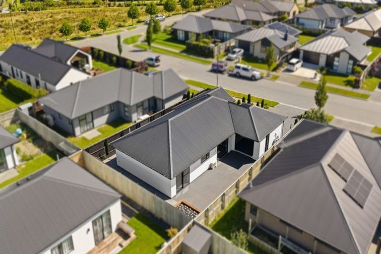 Photo of property in 6 Allied Road, Halswell, Christchurch, 8025