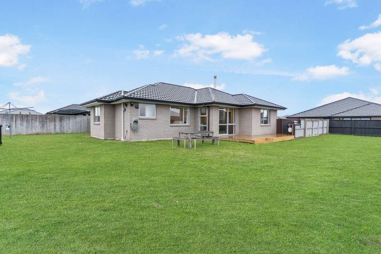Photo of property in 11 Newman Road, Rolleston, 7614