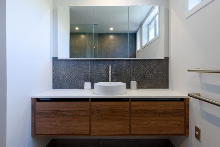 Photo of property in 200 Collingwood Street, Nelson, 7010