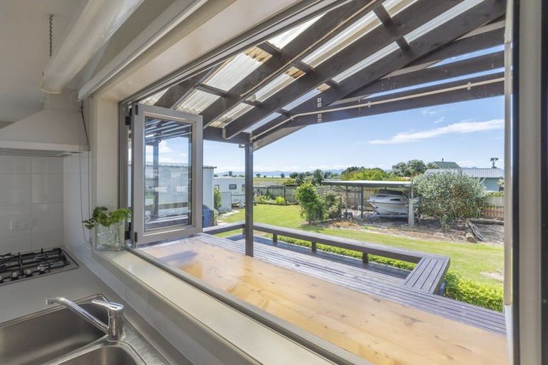 Photo of property in 10 Puriri Avenue, Kaiaua, Pokeno, 2473